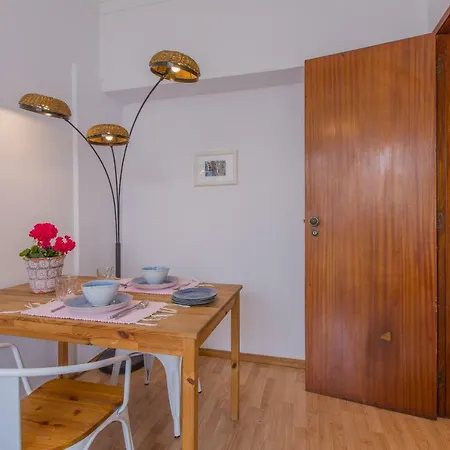 Apartament Light Filled Apartment, By Timecooler *