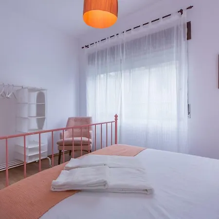 Light Filled Apartment, By Timecooler *