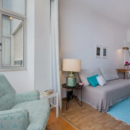 Light Filled Apartment, By Timecooler Apartamento